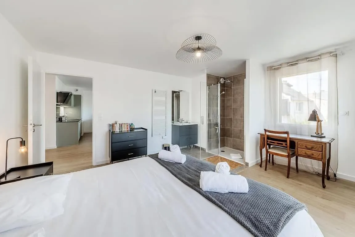 Apartment Rivage - Beau 2 Chambres - Parking/Plage 300M Dinard