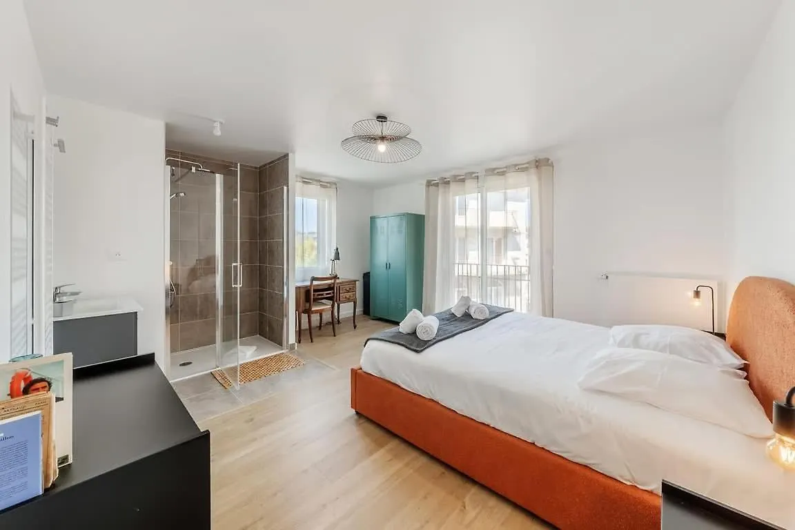 Rivage - Beau 2 Chambres - Parking/Plage 300M Dinard 0*,  France
